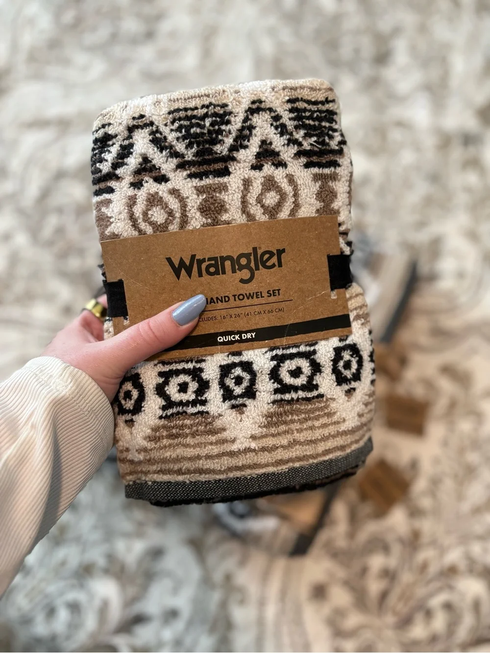 Wrangler 4-Piece Towel Set in Beige, Brown & Black NWT